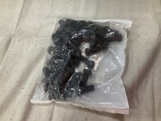 (2,171) Boeing MS51108-113 Hexagon Head Cap Screws