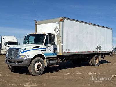 2007 International 4300 4x2 Van Truck