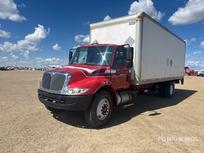 2006 International 4300 4x2 バントラック