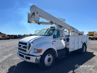 2008 Terex TL50P on 2008 Ford F-750 XL 4x2 Camión con Cesta Elevadora (Inoperable)