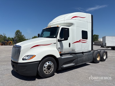 2022 International LT625 6x4 T/A Sleeper Truck Tractor