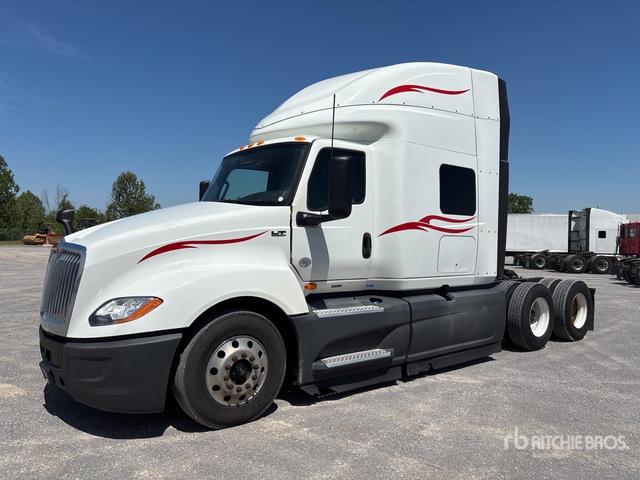 2022 International LT625 6x4 T/A Sleeper Truck Tractor