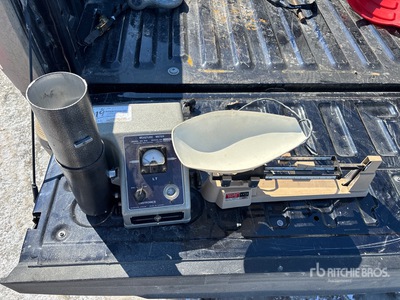 Labrotonics 919 Moisture Meter Divers