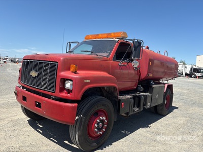 1991 Chevrolet 7500 4x2 Water Truck