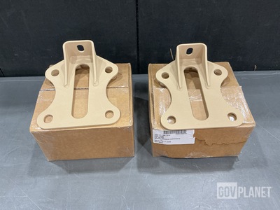 (108) Oshkosh 4011655 Vehicular Components Brackets