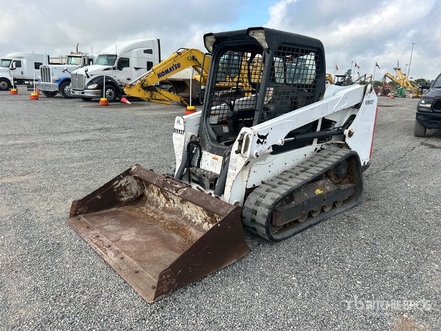 2018 Bobcat T550 Two-Speed Compact Track Loader