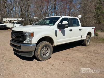 2022 Ford F-250 XL 4x4 Crew Cab Pickup