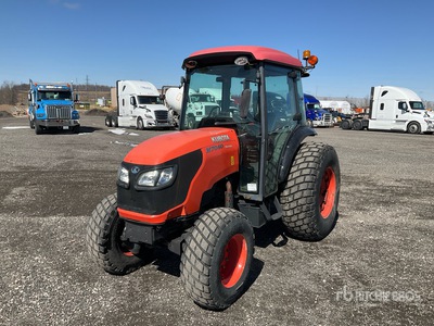 2015 Kubota MT7040 4WD tractor utilitario