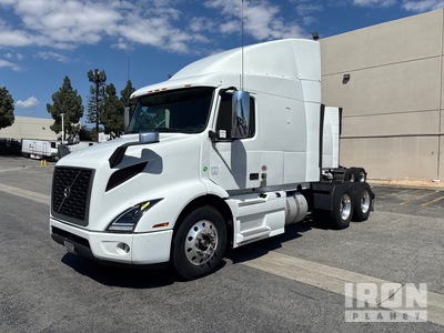 2020 Volvo VNR 6x4 T/A Sleeper Truck Tractor