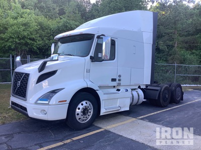 2020 Volvo VNR 6x4 T/A Sleeper Truck Tractor