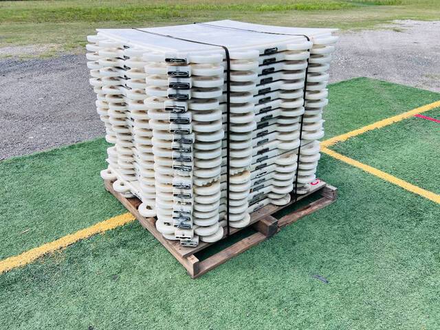 Quantity of (20) 42 in x 42 in Armor Deck Modular Flooring Panels