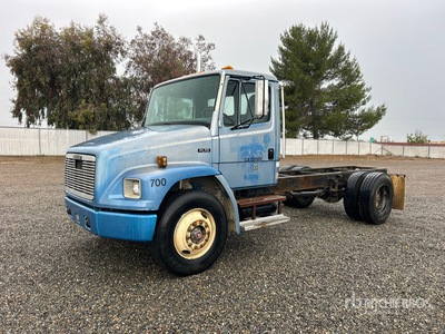 1995 Freightliner M2 112 4x2 Cab and Chassis