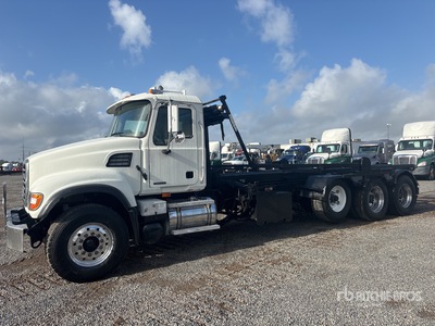 2006 Mack CV713 6x4 Roll-off vrachtwagen