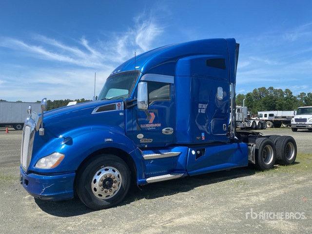 2017 Kenworth T680 6x4 T/A Sleeper Truck Tractor