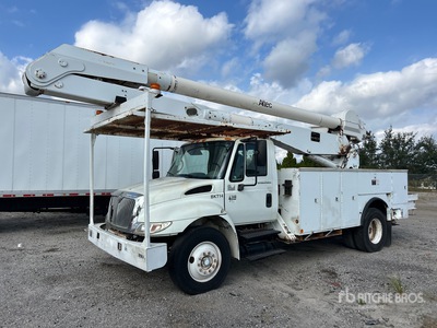 Altec 55 ft on 2007 International 4300 4x2 Bucket Truck (Inoperable)