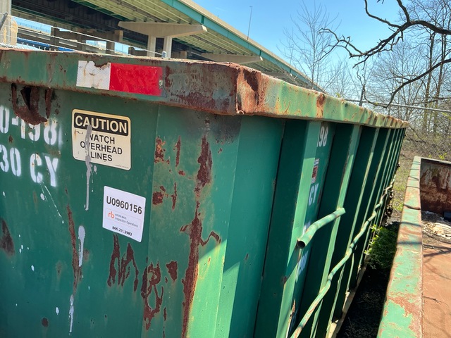 22 ft 30 cyd Roll-Off Container