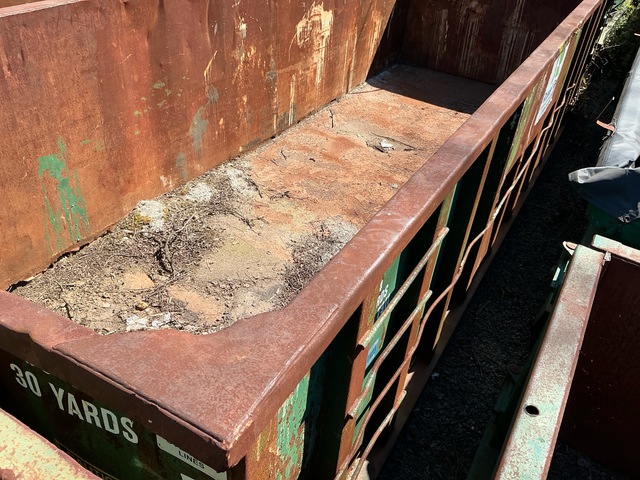 22 ft 30 cyd Roll-Off Container