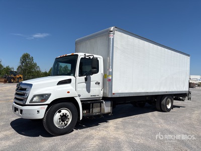 2020 Hino 268 4x2 Camion fourgon