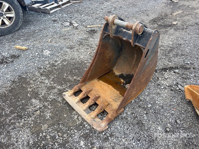 Cat 23 in Q/C Digging Excavator Bucket