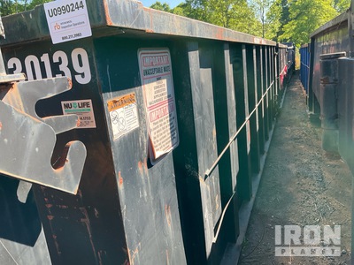 NU-LIFE 22 ft 30 cyd Roll-Off Container