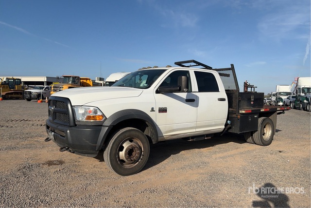 2012 Ram 5500 4x2 Crew Cab Flatbed Truck