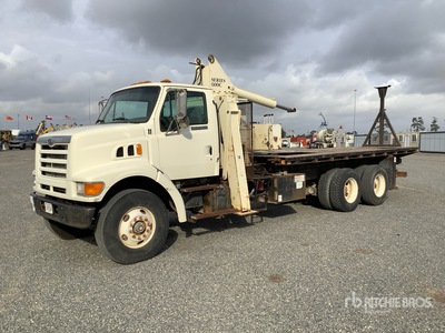 1998 Ford LT8501 Boom Truck
