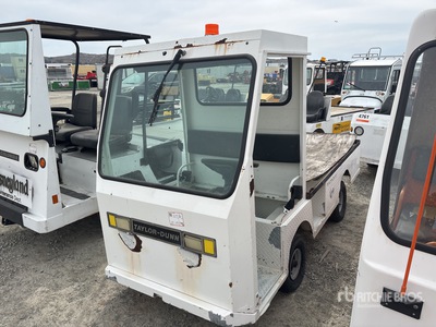 2010 Taylor Dunn B0-210-36 Nutzkraftfahrzeuge