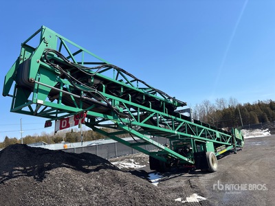 McCloskey DKT 36 in x 80 ft Portable Radial Stacking Conveyor