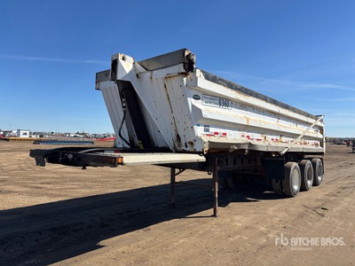 2007 Arne's 30 ft Tri/A Tipping Trailer