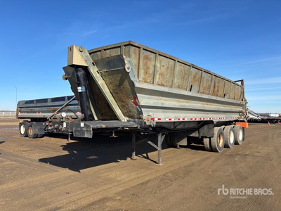 1999 Midland XL3000 32 ft Tri/A Tipping Trailer