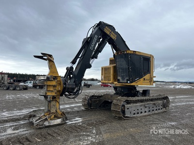 2011 Tigercat LX830 Leveling آلة تقطيع الأشجار بجنزير