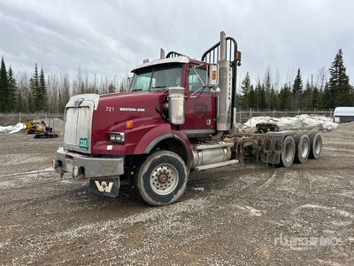 2007 Western Star 4900SA 8x6 Logging Tri/A Day Cab Truck Tractor