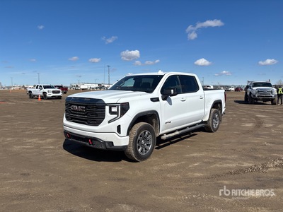 2024 GMC Sierra 1500 AT4 4x4 Crew Cab Pickup