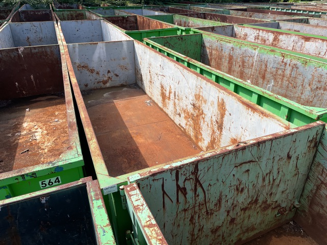 22 ft 30 cyd Roll-Off Container