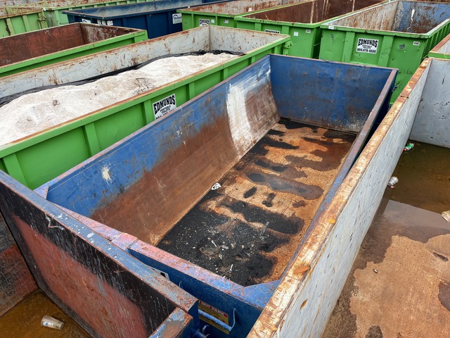 18 ft Roll-Off Container 18 ft Roll-Off Container