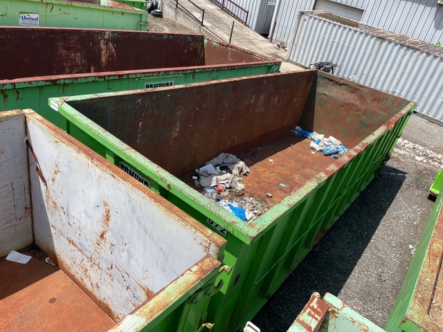 22 ft 30 cyd Roll-Off Container