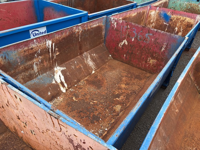 12 ft 2 in Roll-Off Container