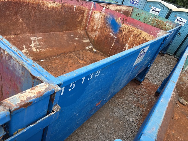 12 ft 2 in 15 cyd Roll-Off Container