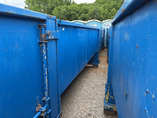 12 ft 2 in 15 cyd Roll-Off Container