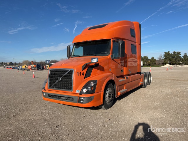 2016 Volvo VNL 6x4 T/A Sleeper Truck Tractor