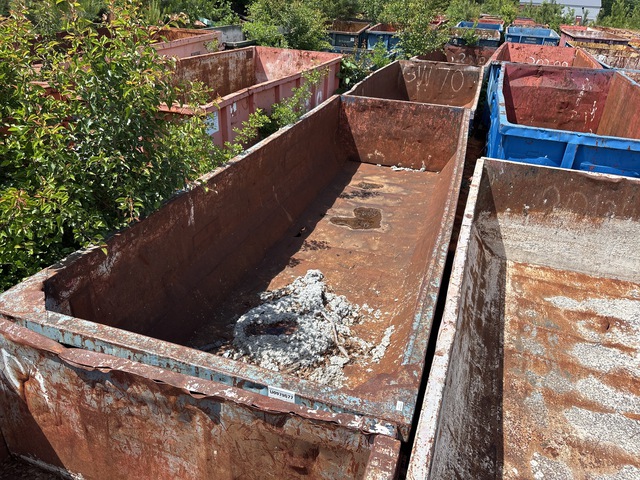 22 ft 6 in 20 cyd Roll-Off Container