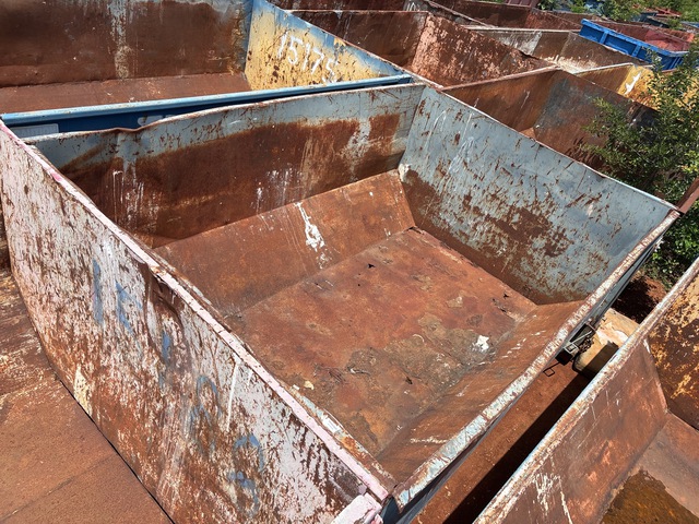 12 ft 6 in 15 cyd Roll-Off Container