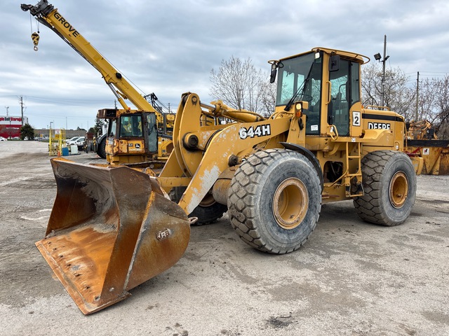 2001 John Deere 644H Wheel Loader 2001 John Deere 644H Wheel Loader