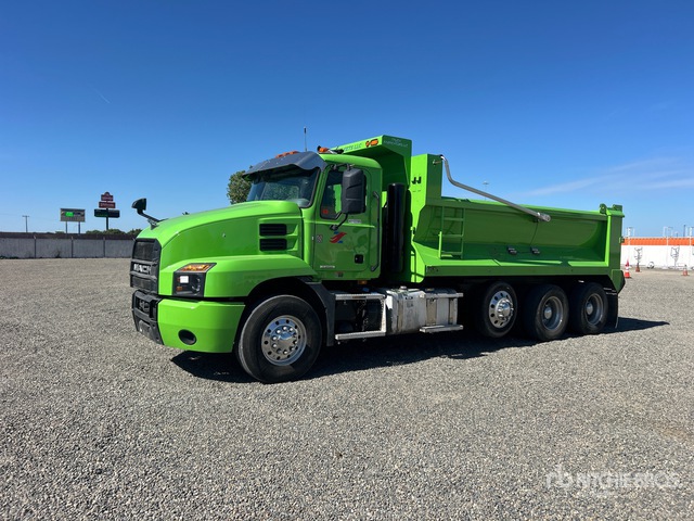 2020 Mack AN64T 8x4 Tri/A Dump Truck