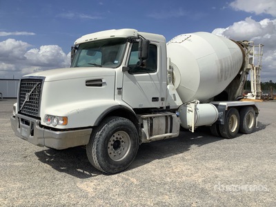 2015 Volvo VHD 6x4 Mixer Truck
