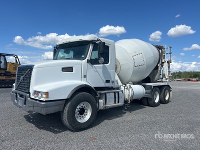 2014 Volvo VHD 6x4 Mixer Truck