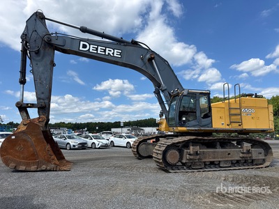 2006 John Deere 650D LC Roadbuilder حفارة بجنزير