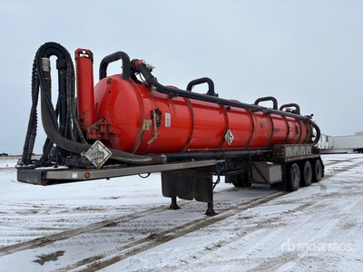 2013 Stellar 29526 L Tri/A Remolque cisterna de vacio