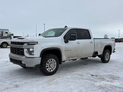 2022 Chevrolet Silverado 3500HD 4x4 Crew Cab Pickup