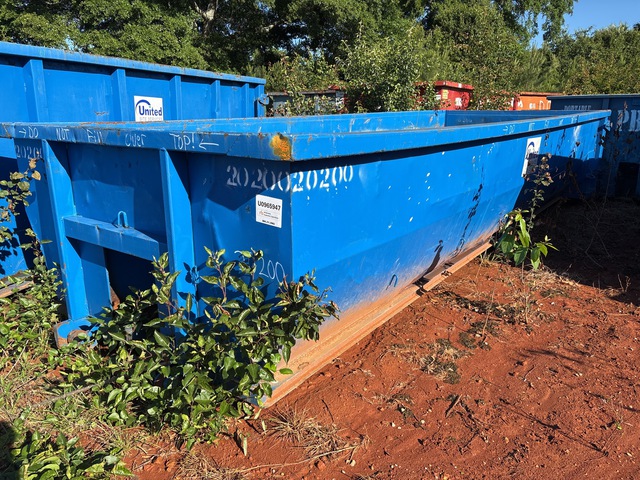 22 ft 6 in 20 cyd Roll-Off Container